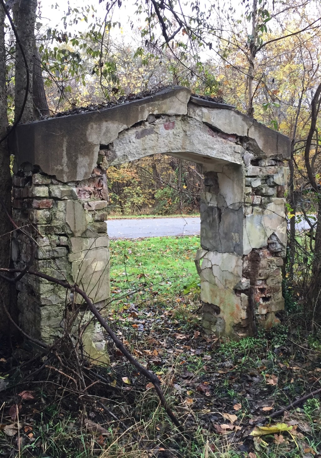 The Claude Allen Plug Tobacco&nbsp;Factory